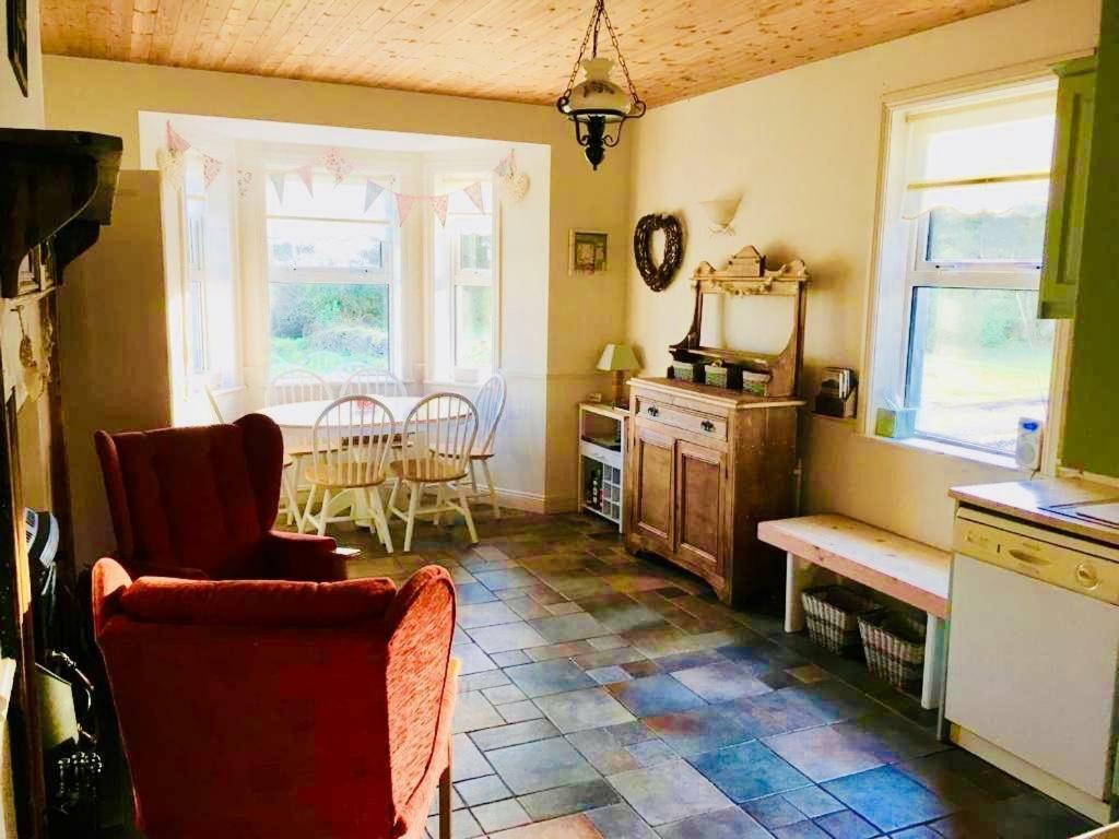 Birch Tree Cottage Westport Exterior photo
